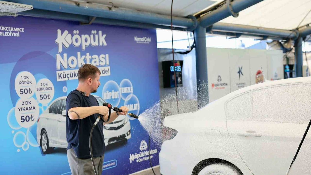 Küçükçekmece’de ekonomik köpük noktalarıyla araç temizliği kolaylaşıyor