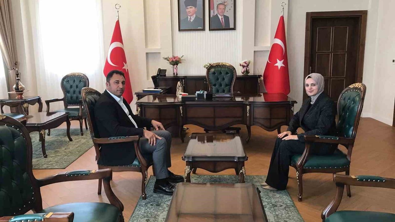 Kuluncak'ta yeni kaymakam dönemine nezaket ziyareti