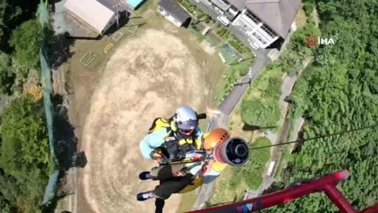 Kumamoto depreminde can kaybı 30'a ulaştı, bölge toparlanmaya çalışıyor
