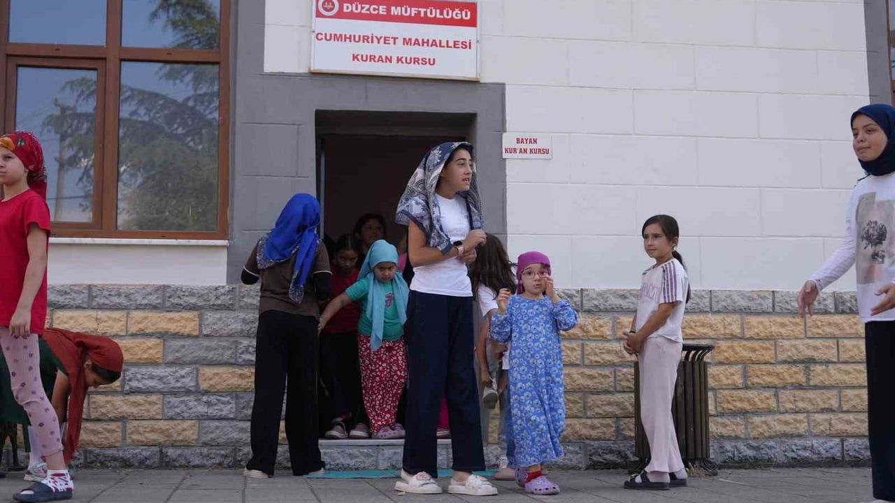 Kur’an kursu öğrencileri sporla buluştu