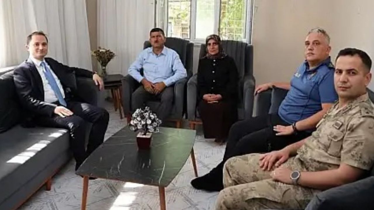 Kurtalan kaymakamı Salih Başara şehit aileleriyle görüştü
