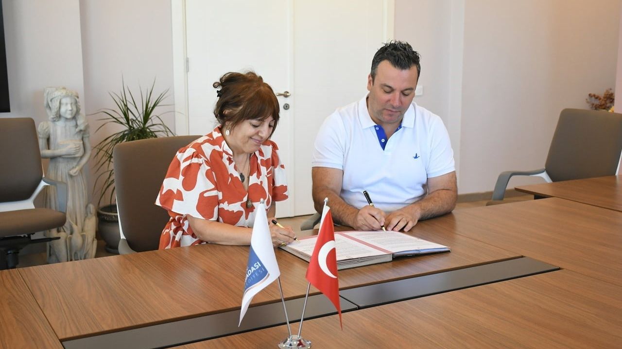 Kuşadası Belediyesi'nden Kadıkalesi-Anaia Höyüğü kazılarına kesintisiz destek