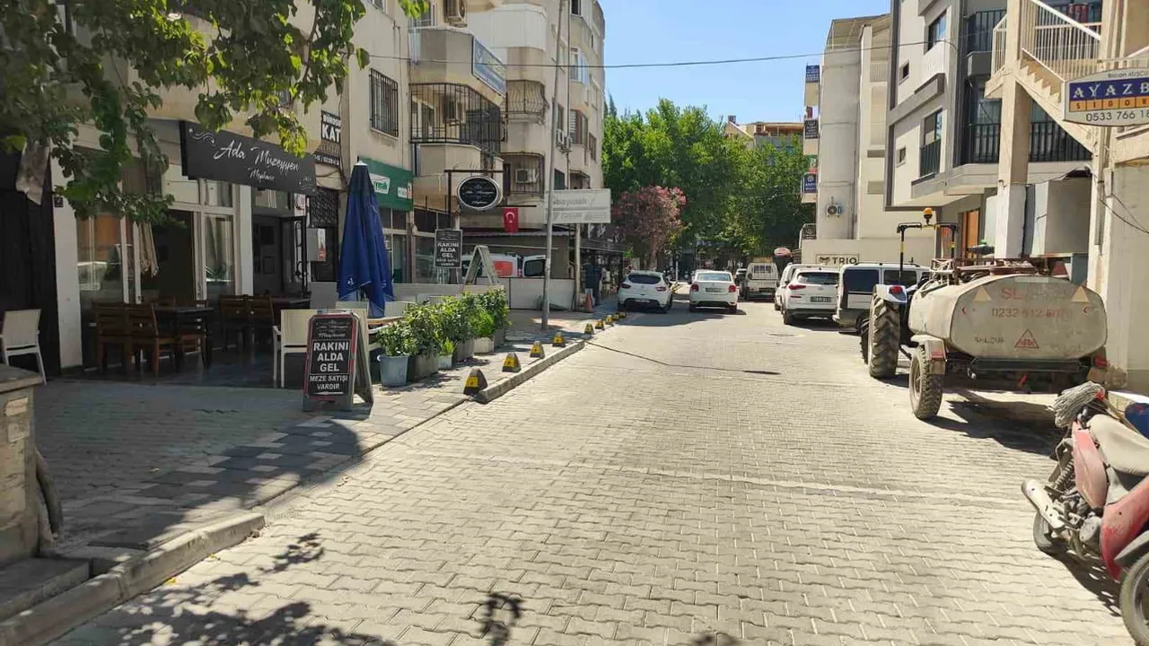 Kuşadası'da sokak tartışması ölümle sonuçlandı: 32 yaşındaki Sergen Güler yaşamını yitirdi