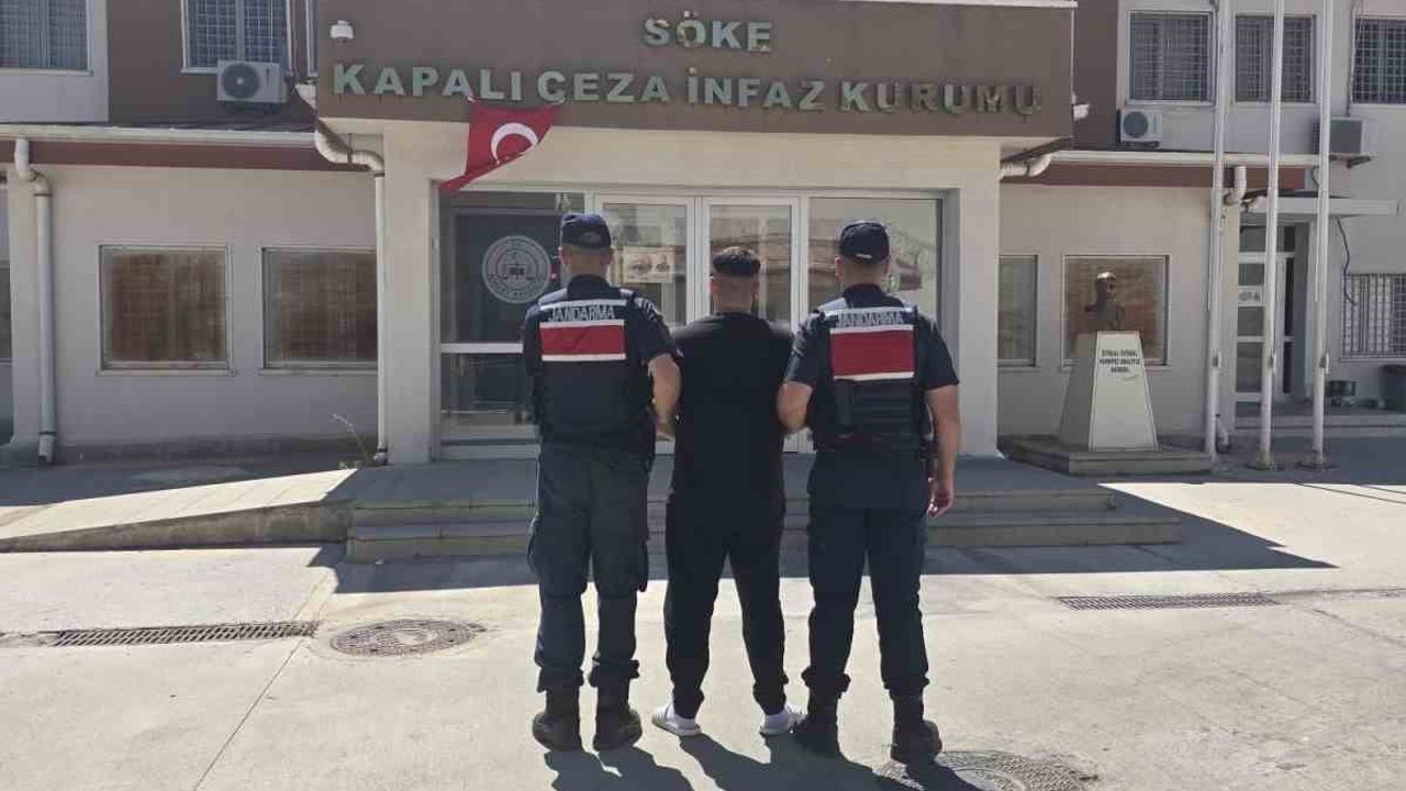 Kuşadası'nda düzenlenen operasyonda iki şüpheli tutuklandı