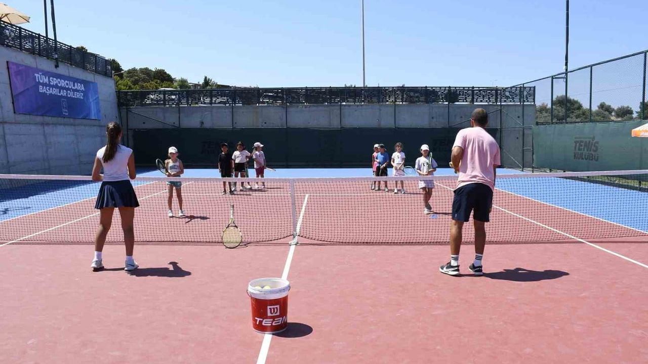 Kuşadası Tenis Kulübü 27 bin sporseveri ağırladı
