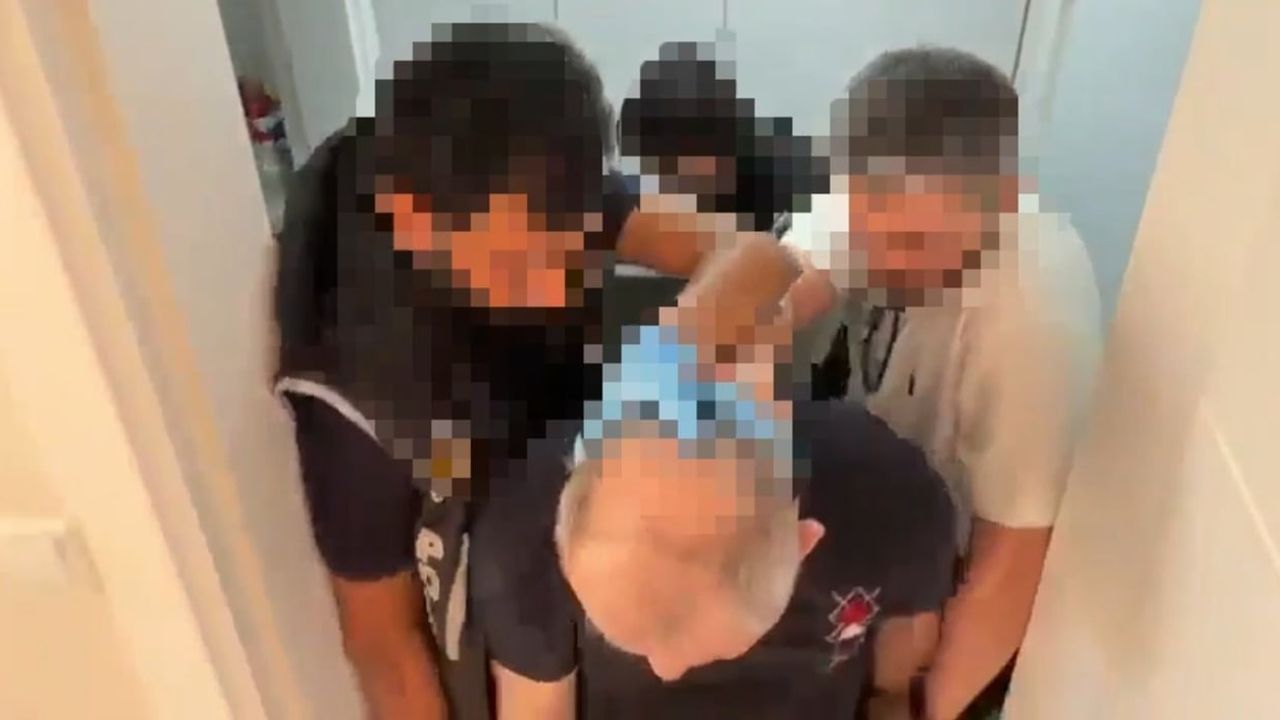 Kütahya'da gizli bölmede FETÖ hükümlüsü yakalandı