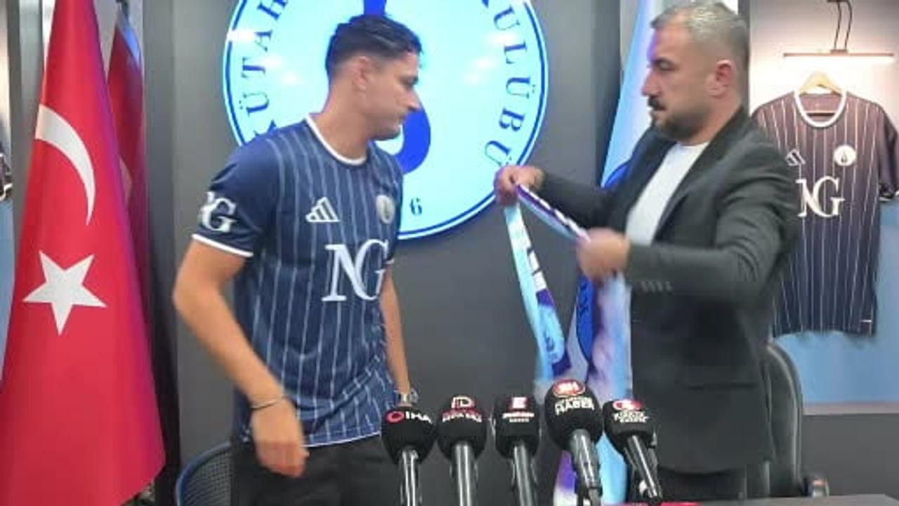 Kütahyaspor’dan ilk transfer: kaleci Hasan Hüseyin Akınay imzayı attı