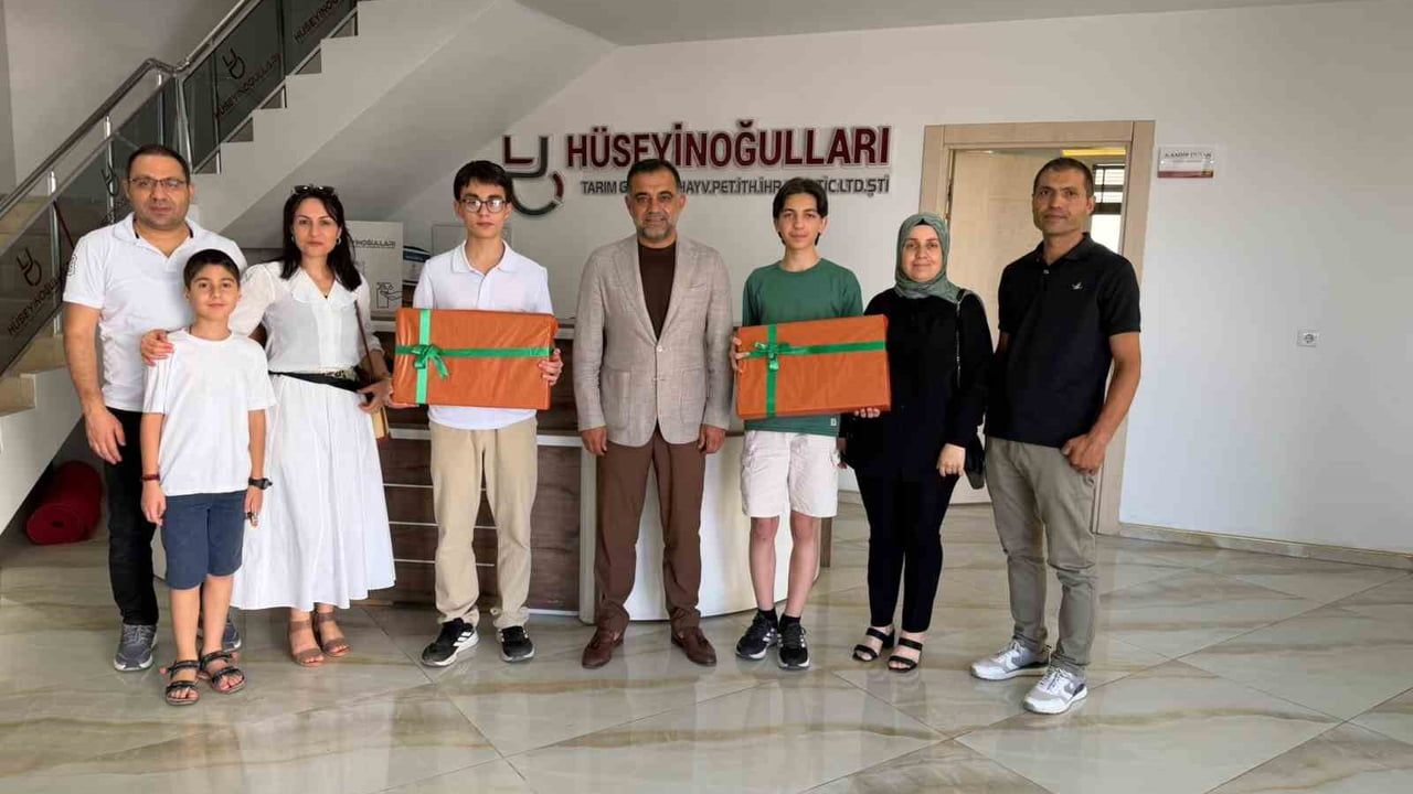 LGS birincilerine Veysi Duyan’dan dizüstü bilgisayar