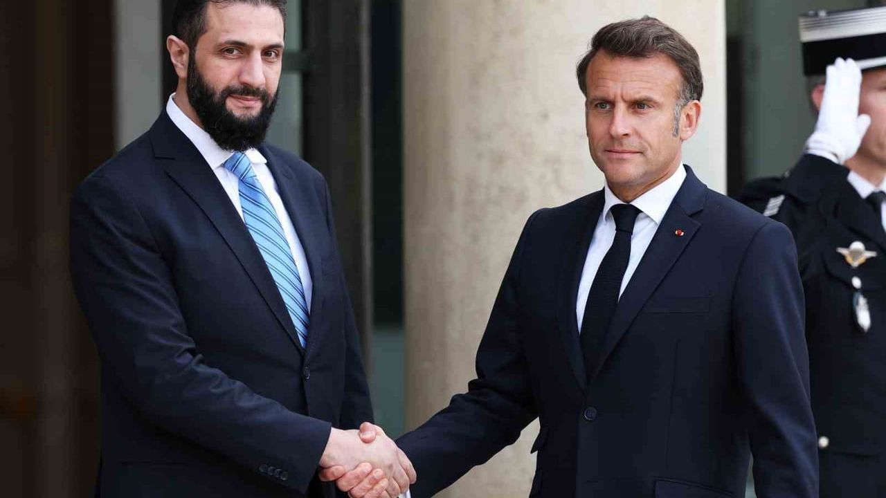 Macron Suriye'yi ziyaret edecek