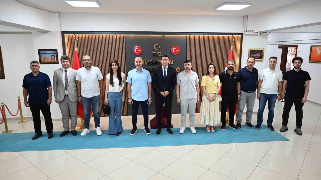 MAGYED yönetimi Nusaybin kaymakamı Gürsel Temurci ile bir araya geldi