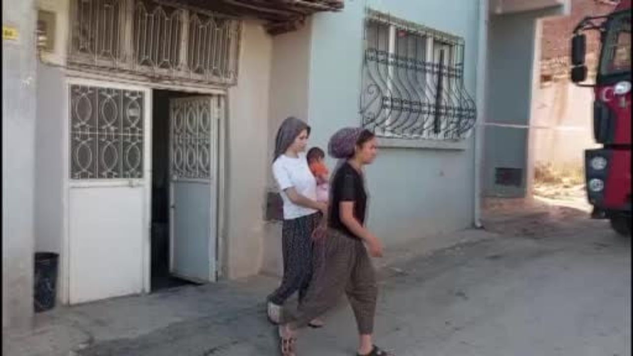 Malatya’da 5 büyüklüğünde deprem: Battalgazi Göztepe Mahallesi’nde bir evin duvarında göçük