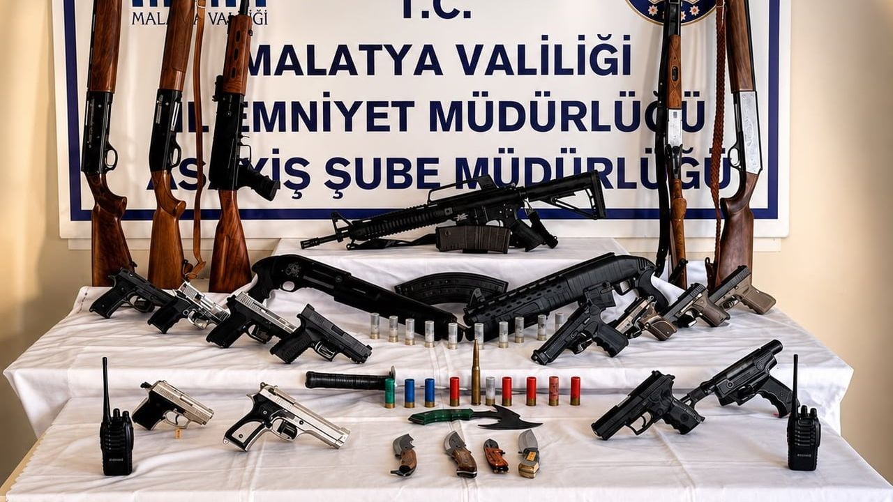 Malatya’da silah teşhirine operasyon: 56 şüpheli yakalandı
