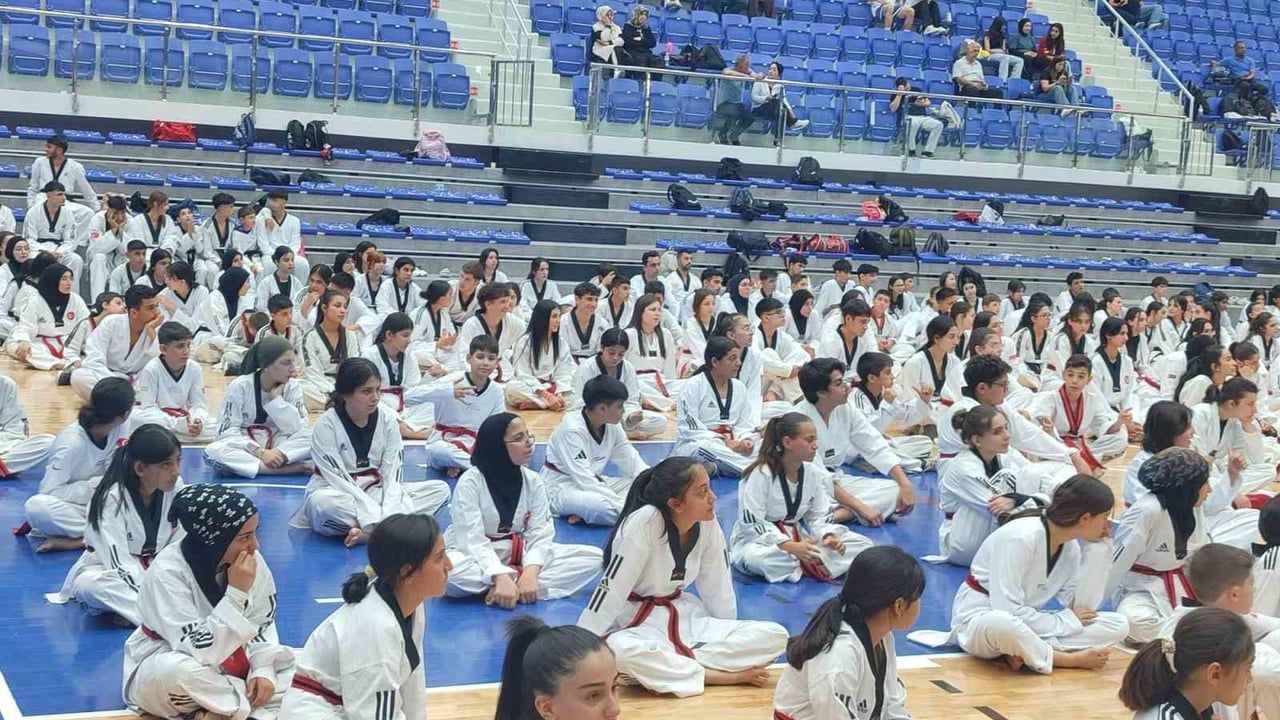 Malatya'da siyah kuşak hayaliyle 476 sporcu sınav verdi