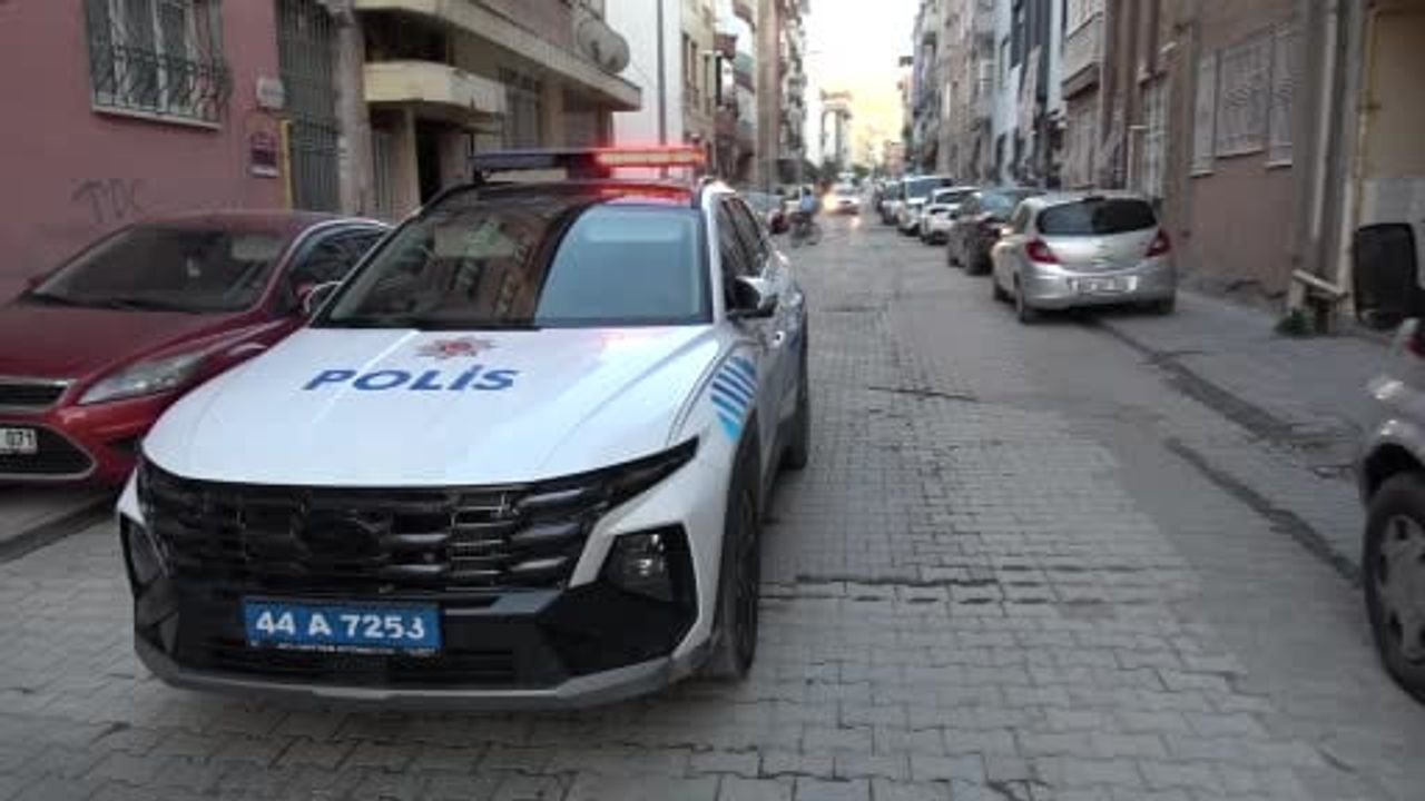 Malatya'da uzman çavuş elinden yaralandı