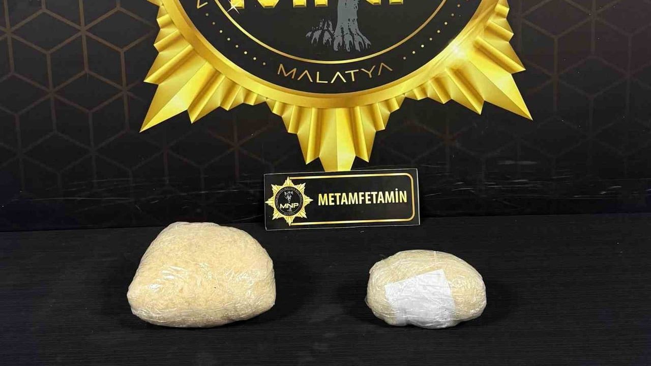 Malatya otogarında uyuşturucu sevkiyatına operasyon: 1 kilo 769 gram metamfetamin bulundu