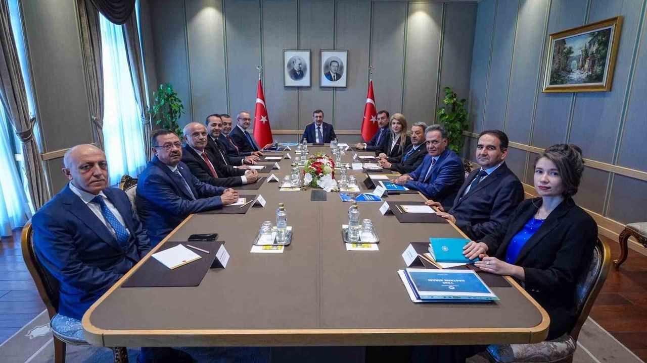 Malatya protokolünde sağlık yatırımları ve deprem sonrası öncelikler konuşuldu