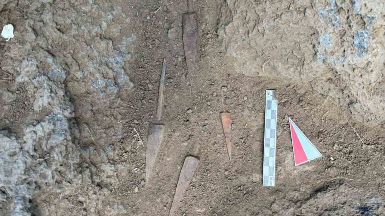 Malazgirt'te Taşbaşı mevkiinde çıkan balista ok uçları 11. yüzyılın askeri teknolojisini ortaya koydu
