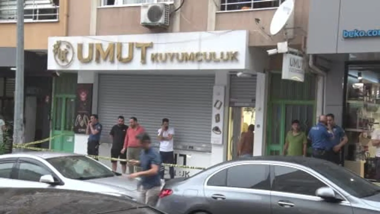Maltepe'de kuyumcu soygunu: maskeli şüpheliler altınlarla kaçtı