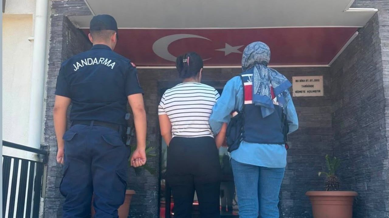 Manavgat’ta 25 yıl 8 ay hapis cezası bulunan hükümlü yakalandı