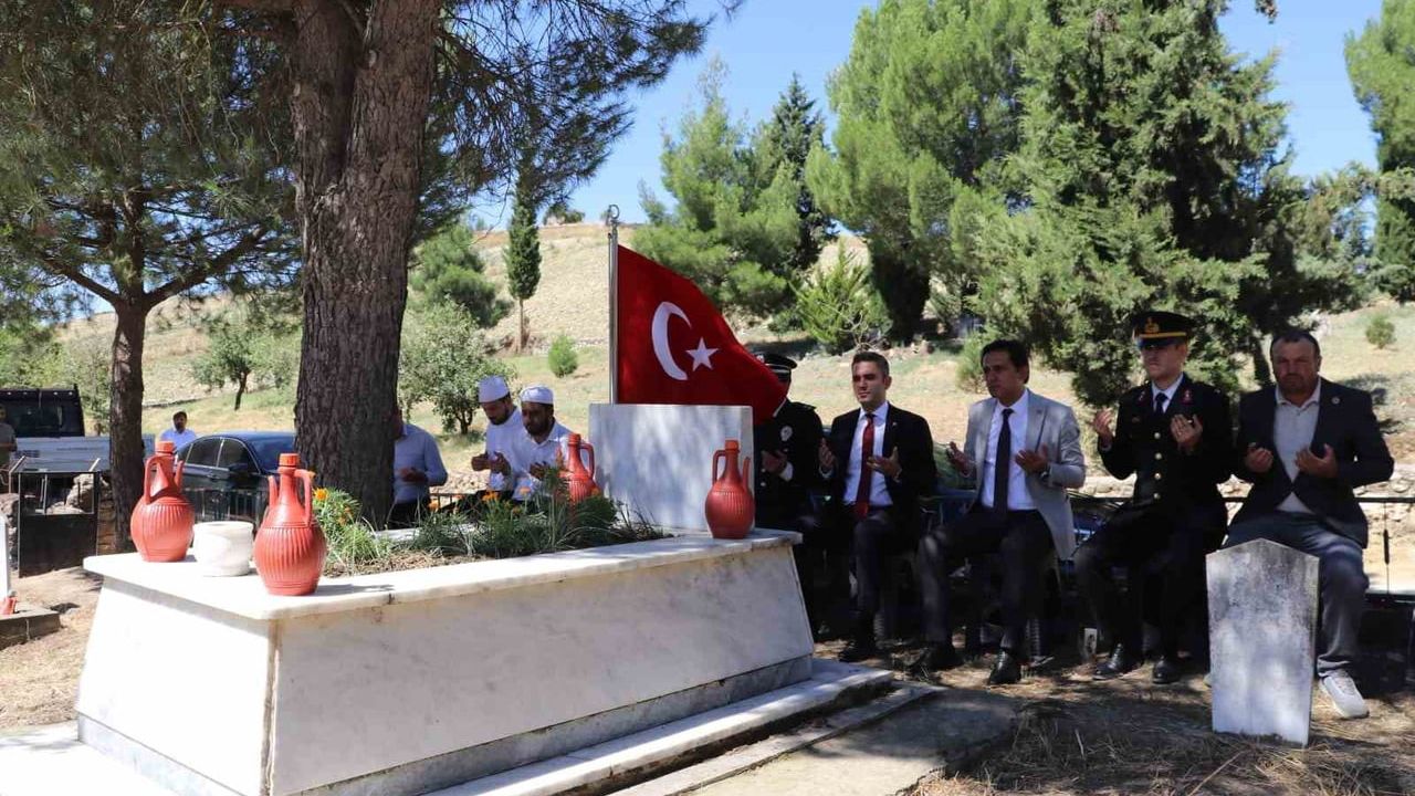Manisa'da 15 Temmuz anmaları Selendi ve Kula'da yoğun katılımla gerçekleştirildi