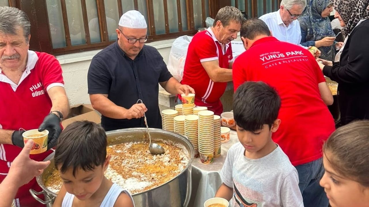 Manisa’da 663 yıllık gelenek Haki Baba Veli Camii’nde yaşatıldı