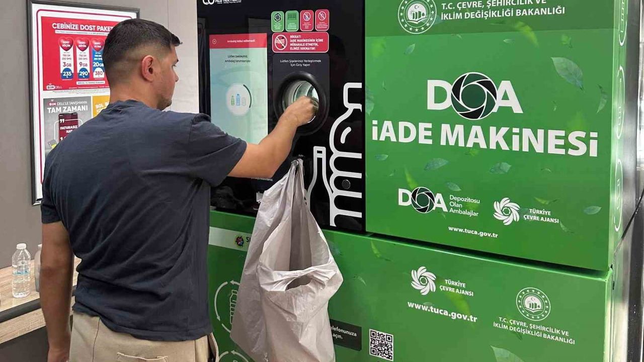 Manisa'da atık şişe ve kutuya para dönemi