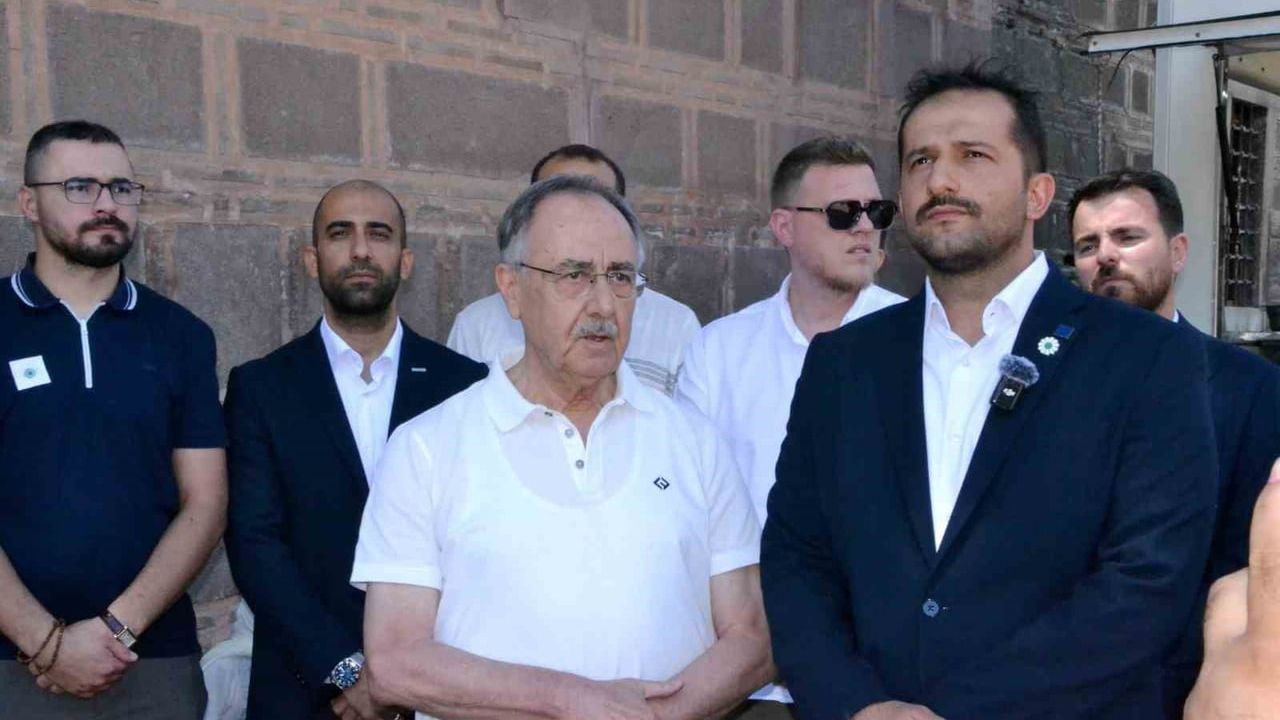 Manisa'da Srebrenitsa şehitleri dualarla anıldı