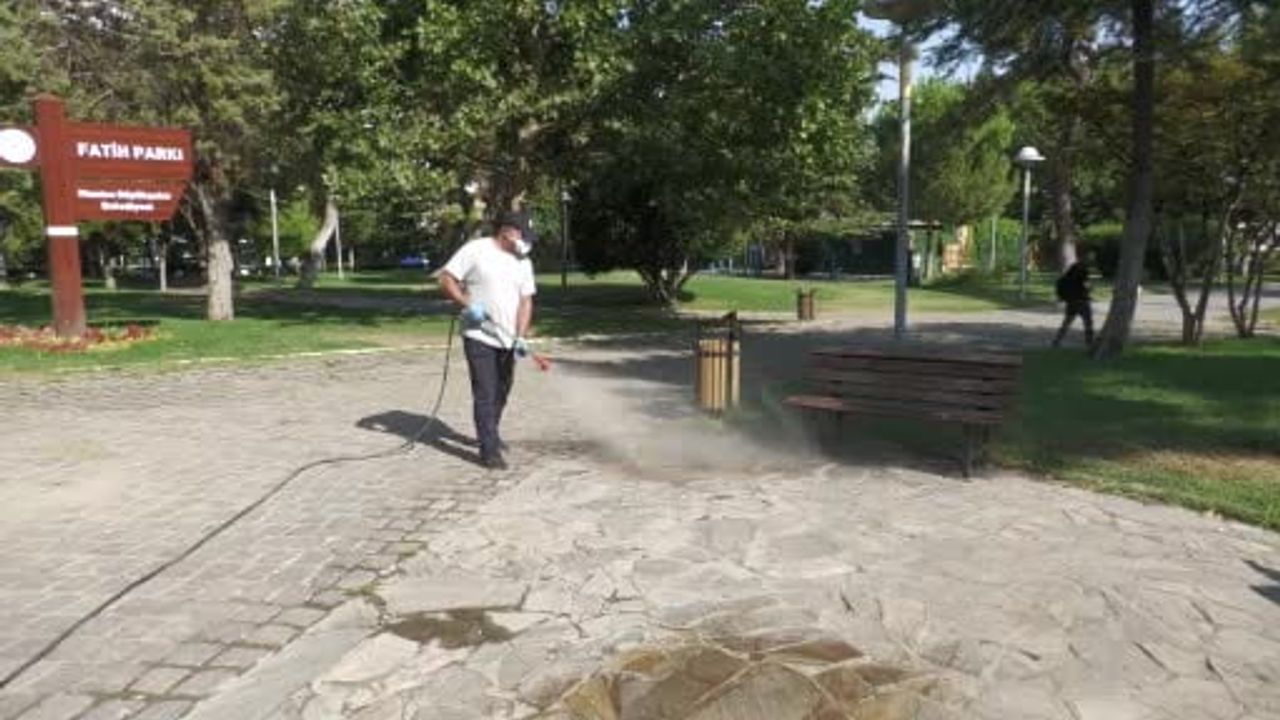 Manisa'da yıl boyu çevre dostu vektör mücadelesi