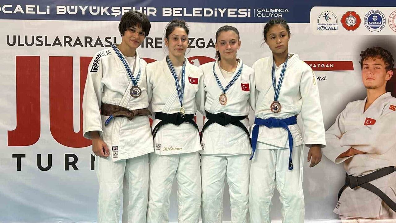 Manisa judosundan Kocaeli'de uluslararası atılım: dokuz madalyayla döndüler