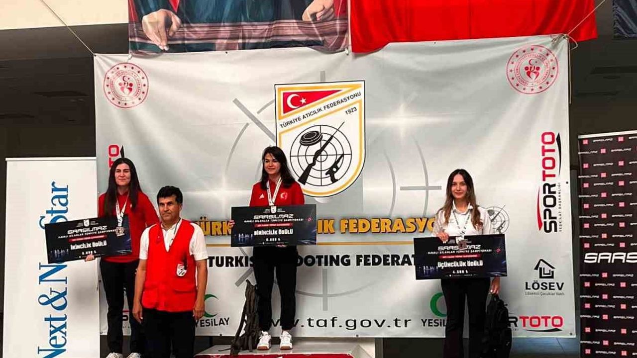 Manisalı atıcılardan şampiyonluk ve Türkiye rekoru