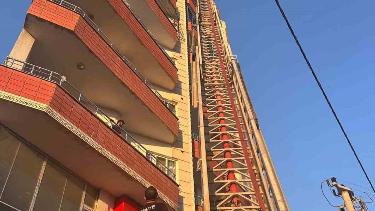 Mardin’de apartman dairesinde yangın söndürüldü