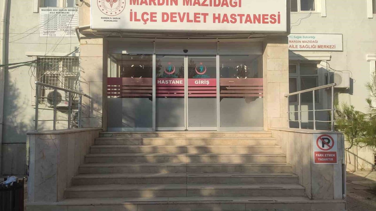 Mardin’de damda uyuyan 12 yaşındaki kız çocuğu silahla vuruldu
