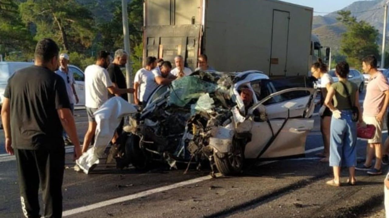 Marmaris’te trafik kazasında 16 yaşındaki çocuk hayatını kaybetti