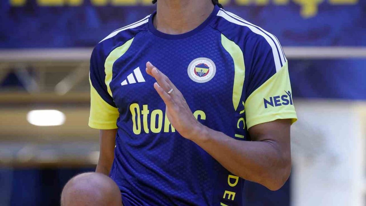 Mason Greenwood, Fenerbahçe’de ilk antrenmanına çıktı