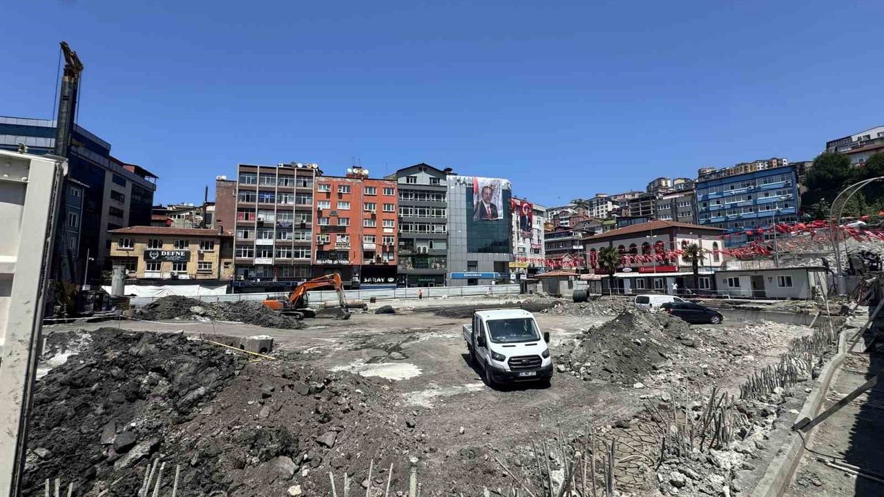 Merkez Çarşısı inşaatı mühürlendi