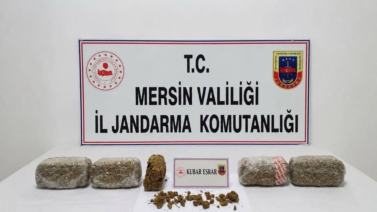 Mersin'de 6 kilo 300 gram kubar esrar ele geçirildi: 2 tutuklama