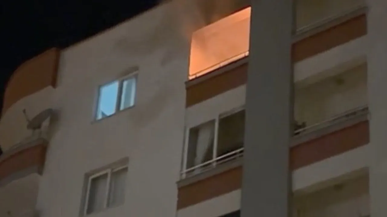 Mersin'de 7. katta tüp patlaması: balkon yangını büyümeden söndürüldü