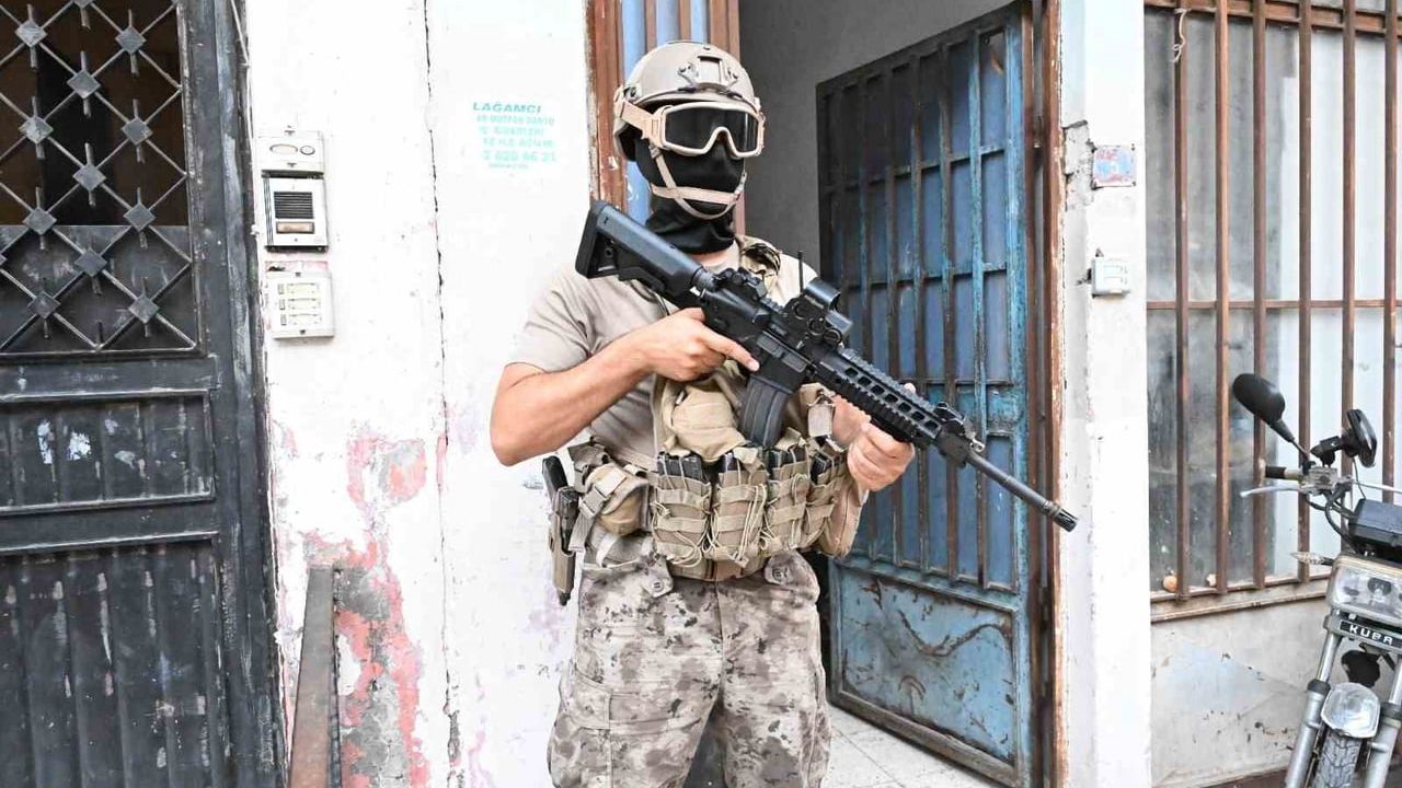 Mersin'de bağımlılığa darbe: 27 şüpheli tutuklandı