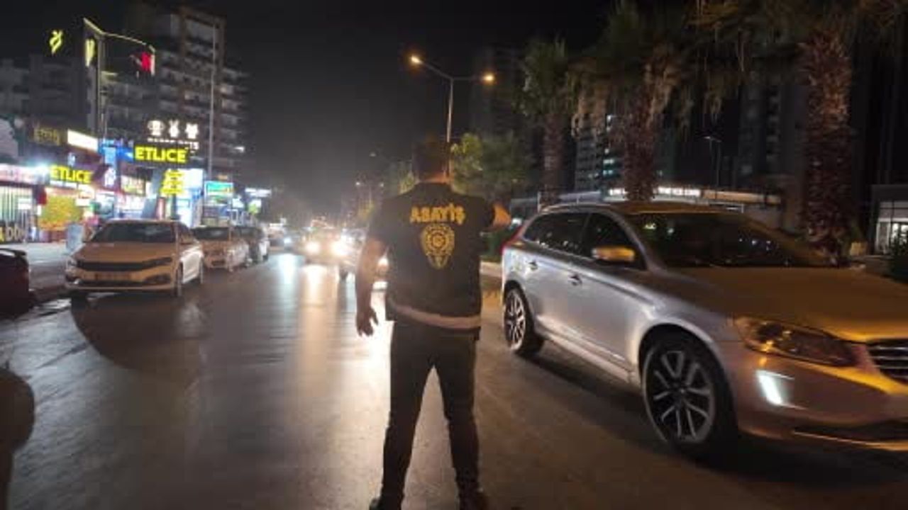 Mersin'de eş zamanlı narko alan uygulaması
