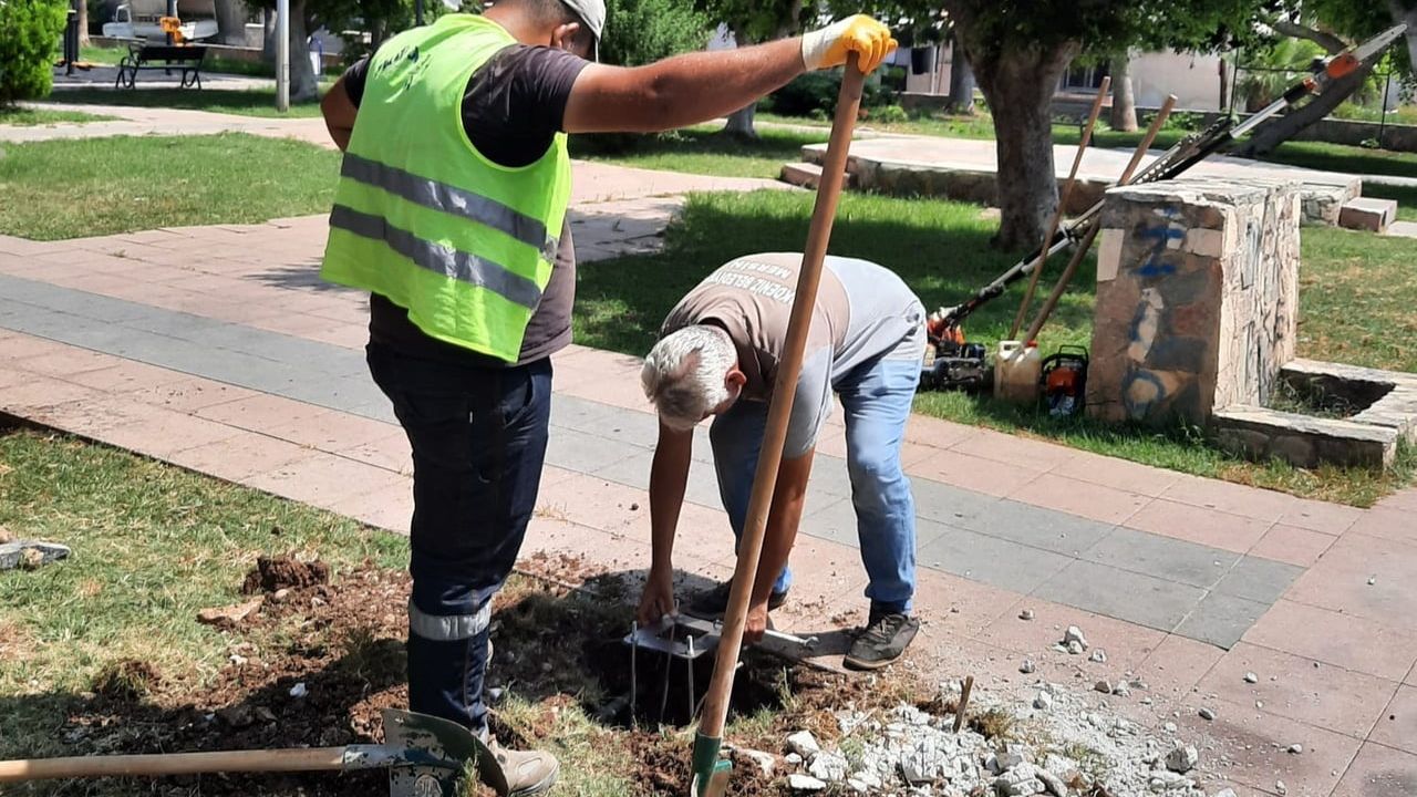 Mersin’de parklar kapsamlı bakımdan geçiyor