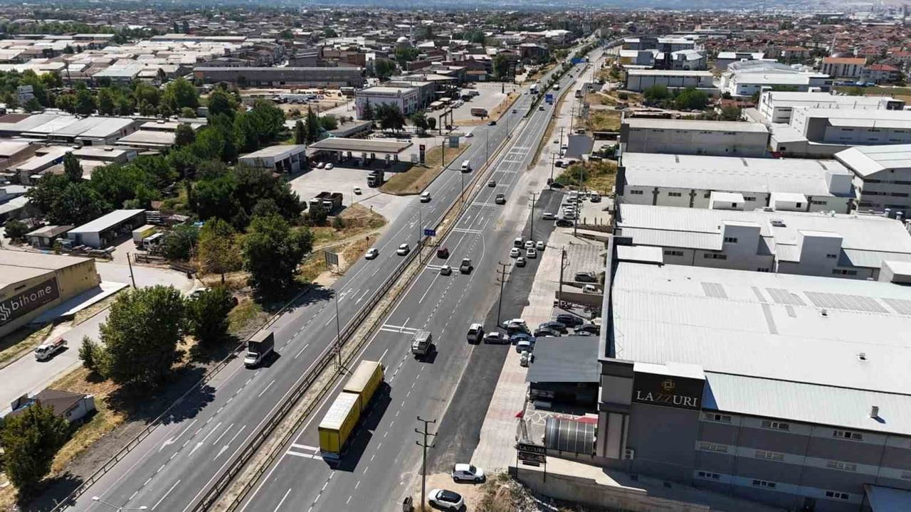 Mesudiye'de fabrikalara 5.300 m2 asfaltla erişim kolaylaştı