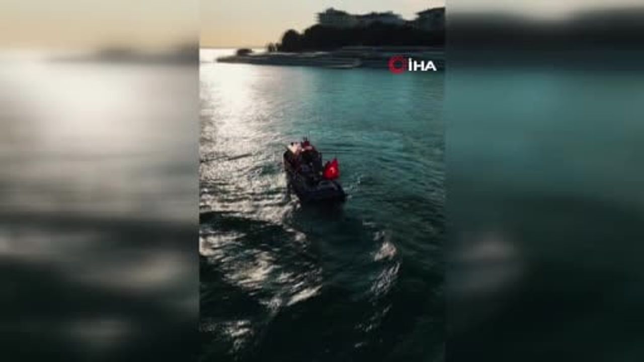 Moda İskelesi'nde Kabotaj Bayramı kutlaması: 100 noktada eş zamanlı dalış