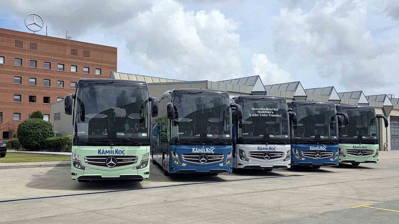 Modelsan 5 yeni Mercedes Travego otobüsünü Kâmil Koç filosuna kattı