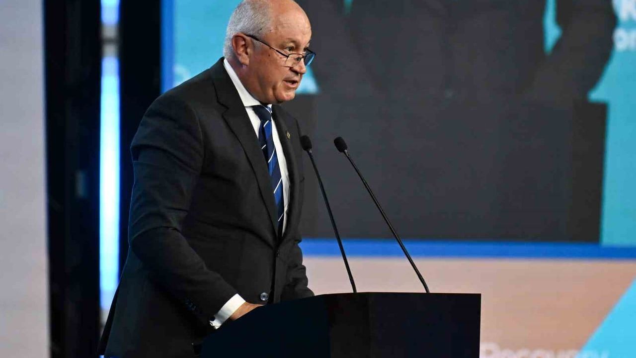 Moldova başbakanı Alexandru Munteanu istifa etti, hükümet düştü