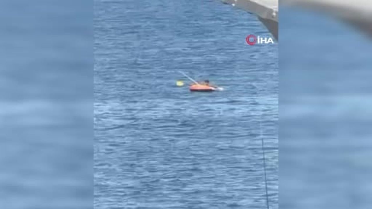 Mudanya'da akıntıya kapılan genç iskele görevlisinin dikkatiyle kurtarıldı