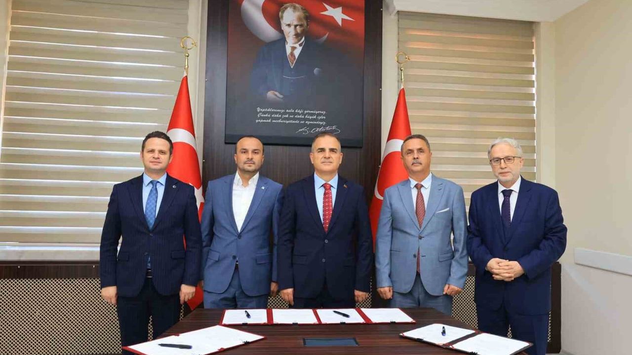 Muğla'da yaz okulu projesi için iş birliği protokolü imzalandı
