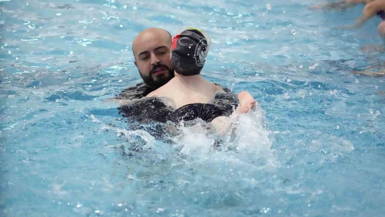 Muğla’da 'Yüzme bilmeyen kalmasın' projesi tüm hızıyla sürüyor