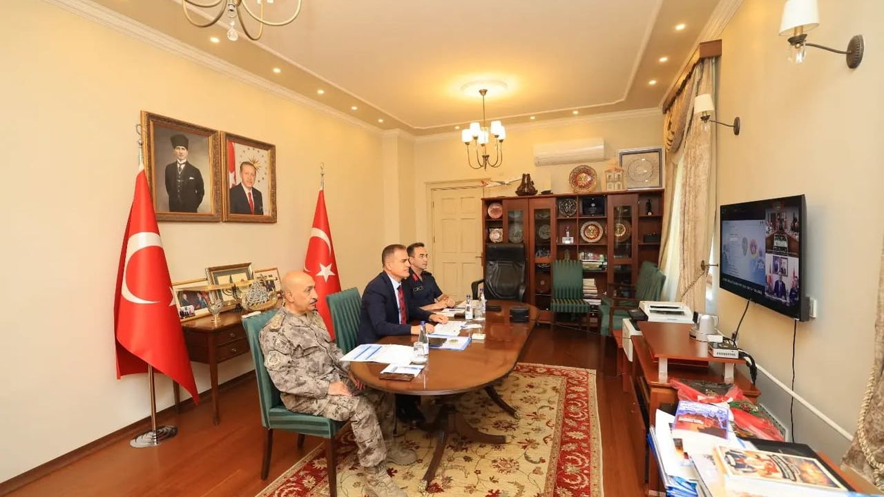 Muğla valisi Akbıyık İçişleri Bakanlığı toplantısına katıldı