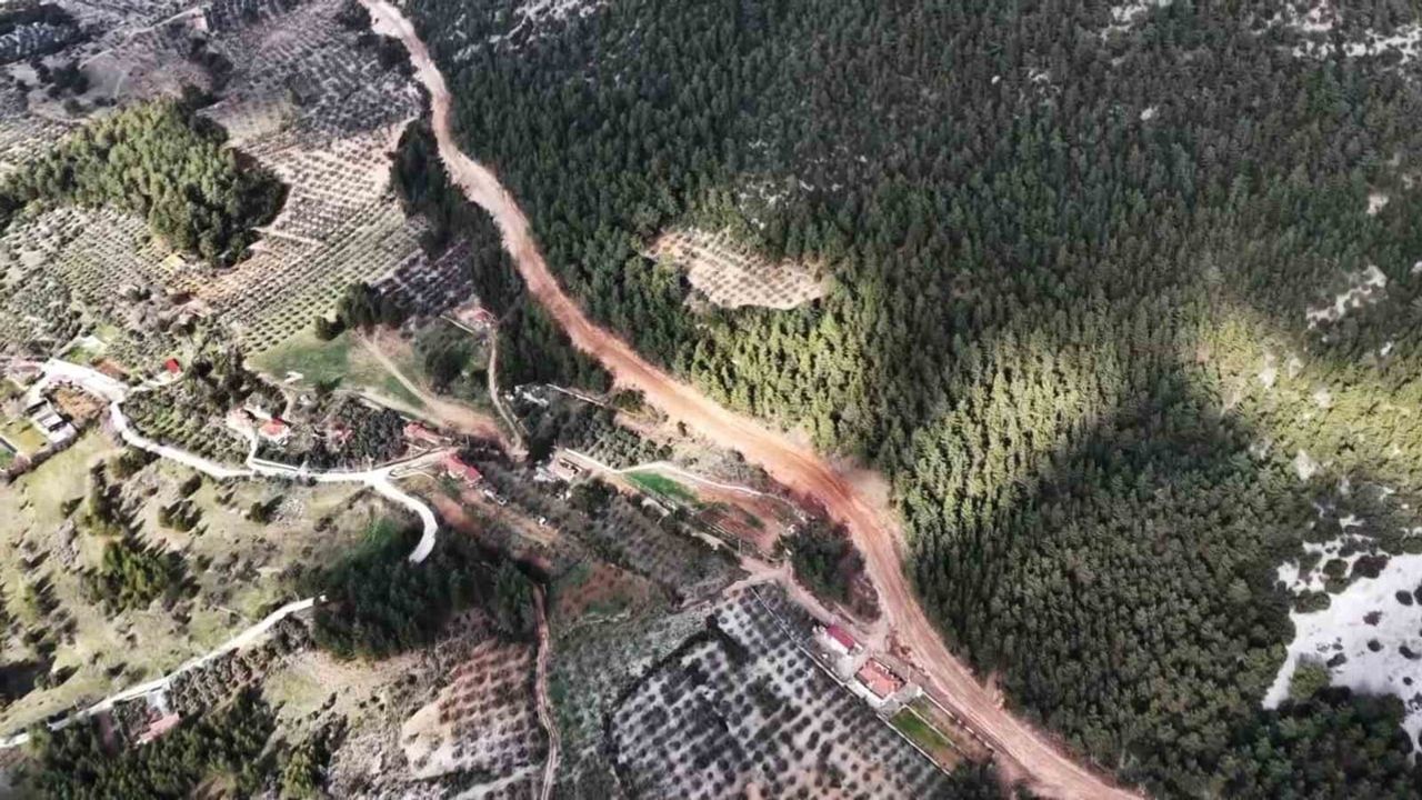 Muğla ve Aydın'da orman yangın şerit yolu uzunluğu bin 865 kilometreye ulaşıyor