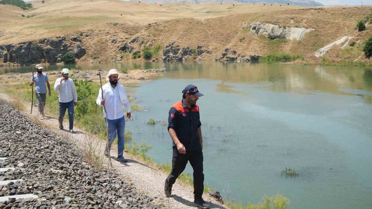 Murat Nehri’nde kaybolan Berat için arama çalışmaları 4. günde